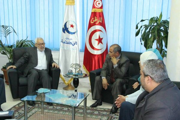 عائلات الديبلوماسيين المختطفين يناشدون الغنوشي التدخل لاطلاق سراح أبنائهم