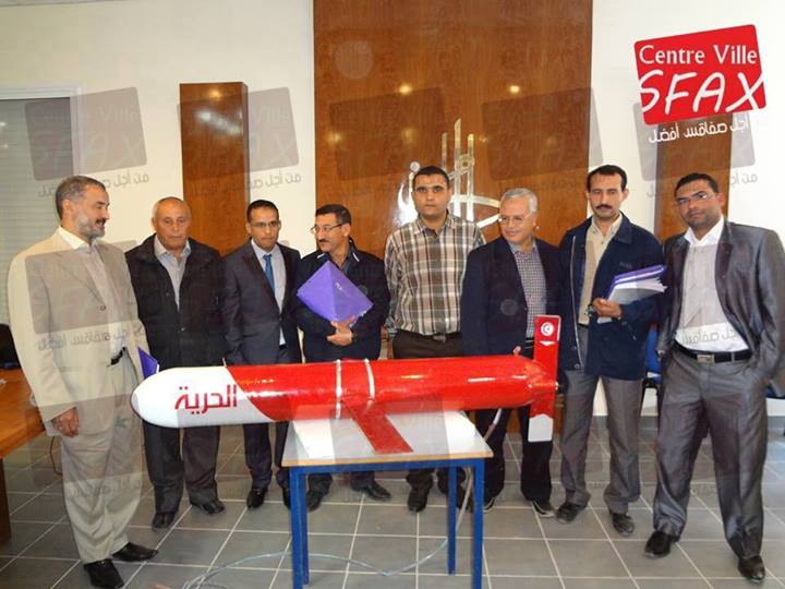 المدرسة الوطنية للمهندسين بصفاقس : صنع أول غواصة تونسية تحمل إسم الحرية