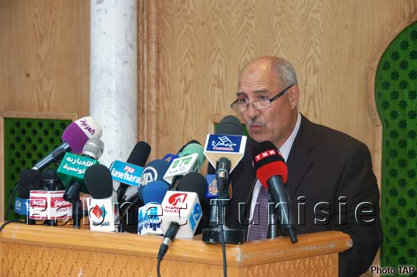 الهايكا تطالب معز بن غربية بإيقاف البث الموحد مع قناة تونسنا