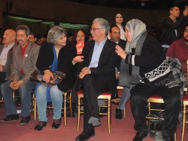 رواد الفايس بوك لحمة الهمامي: تضحك في الخفاء وتتباكى على شكري بلعيد أمام الكاميرا