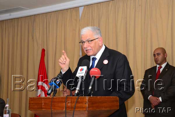 كمال مرجان للمشككين في الاستقلال : عيب عليكم وبورقيبة رجل الاستقلال