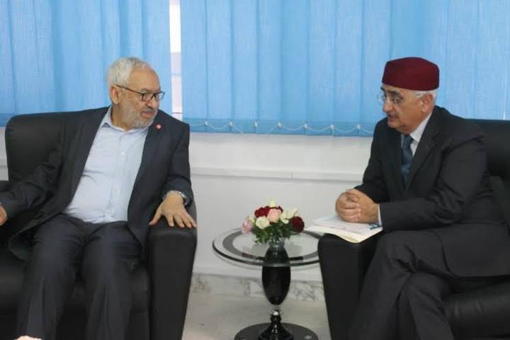 راشد الغنوشي يستقبل وزير خارجية الهند